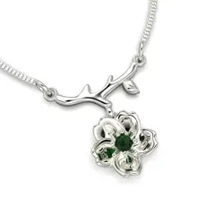 LUYA JOYERÍA - Collar flor de cerezo con corte circular