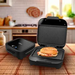 OSTER - Sandwichera compacta con platos hondos CKSTSM400 053