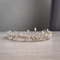 ANADE HANDMADE - TIARA TOCADO CORONA LUCIA DORADA