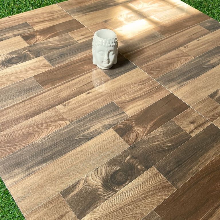 PORCELANATO NEW MADERA CEDRO 60X60cm 144m2 VITRIFICADO