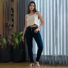 CHEVIOTTO - Jeans 15055 Tiro alto Estilo Colombiano en Azul Oscuro