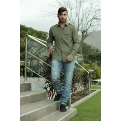 ZOHAR - CAMISA PARA HOMBRE - GABRIEL SNAAX - VERDE MILITAR