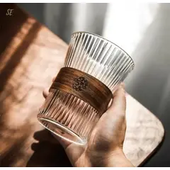 GENERICO - Vaso de vidrio con cubierta de madera ( Set de dos vasos ) 300 ml