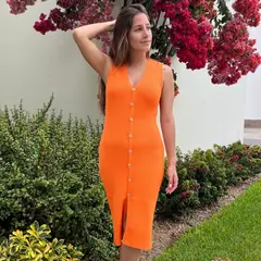 MAJA - Vestido tejido de botones sin manga