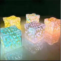 GENERICO - CUBO LÁMPARA DE TULIPANES INFINITO