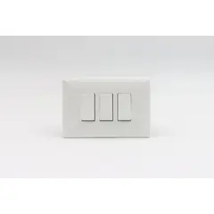 SINTHESI - CONMUTADOR DE 3 VIAS TRIPLE S17 PLACA BLANCA Y DADOS BLANCOS