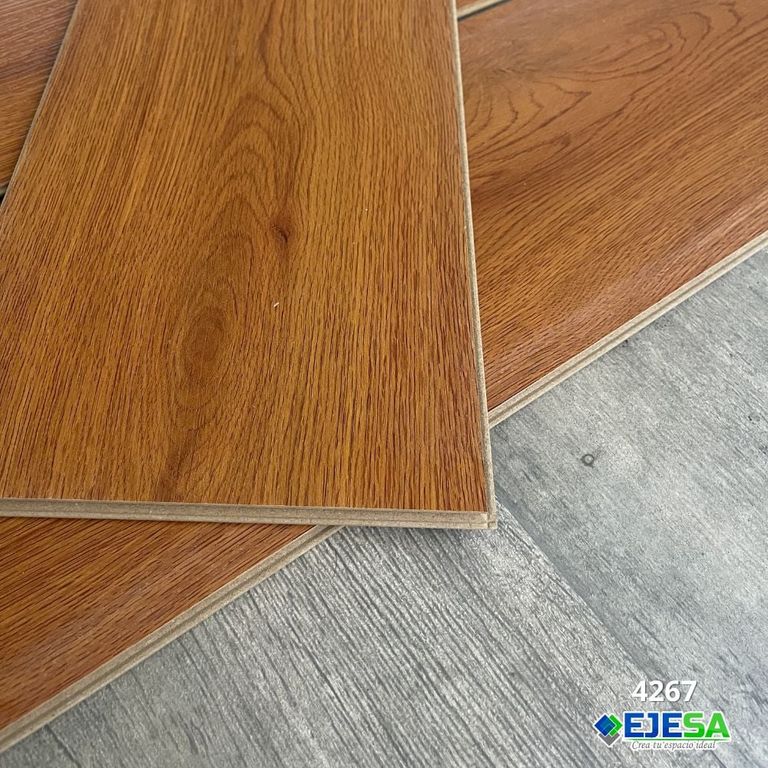 PISO LAMINADO 4267 – 2.911 m2 – 1.219×19.9 CM