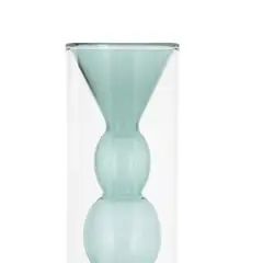 LUCIA DECORACION & REGALOS - Florero de vidrio con diseño interior en 2 tonos transparente y y verde