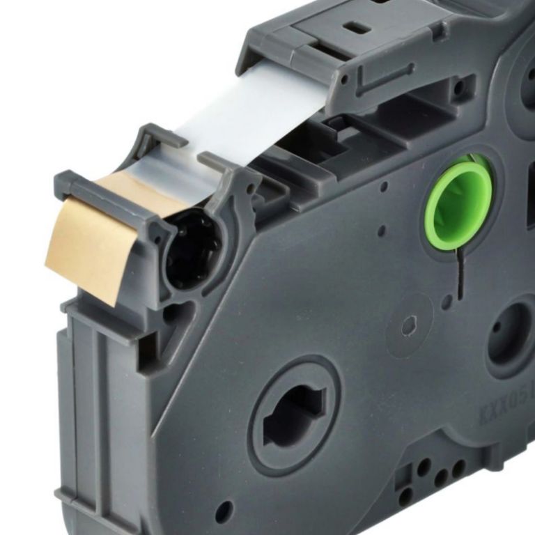 CINTA COMPATIBLE TZ2-MQ835 BLANCO SOBRE DORADO SATINADO