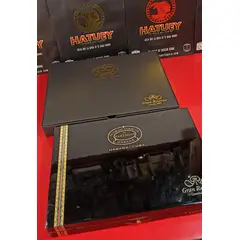 GENERICO - CAJA ELEGANTE DECORATIVA 15 LUSITANIAS