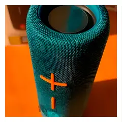 GENERICO - Parlante Portatil EWTTO Multifuncional de Color Celeste