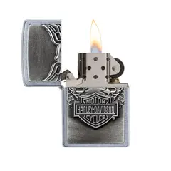 ZIPPO - Encendedor Harley-Davidson® Street Chrome