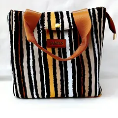 NACIONAL - Lonchera Térmica Rayas Camel Blanco y Negro