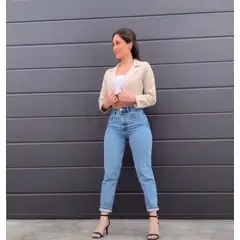 AMA OUTFITTERS - PANTALON MOM JEAN AMA