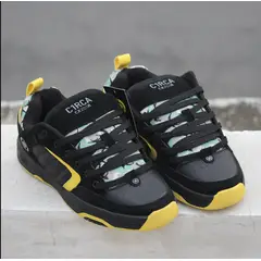 C1RCA - ZAPATILLAS URBANAS CX201R PARA HOMBRE-BLKYC