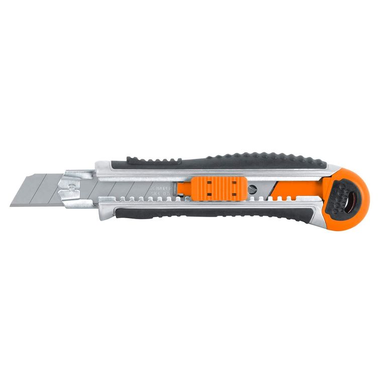 Cutter 18 mm trabajo pesado c/alma metálica y grip,