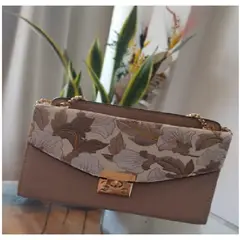 GENERICO - CARTERA con Flores para fiesta