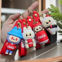 KAST PE - Llavero Mini Labubu 7 cm Coca Cola Edición Limitada