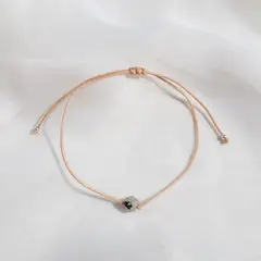 INTUERI - Pulsera Pirita en Hilo