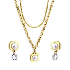 LA TIENDA 88 JOYAS Y ACCESORIOS - La Tienda 88 - Set Collar y Aretes Mujer Acero bañado oro 18k - Blanco