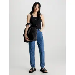 CALVIN KLEIN - CARTERA ULTRALIGHT SQ TOTE40 QT