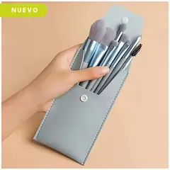 MINARI - Kit 8 piezas juego de brochas de maquillaje de viaje con Estuche AC SB10