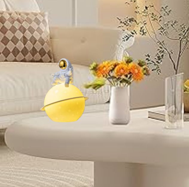 LÁMPARA PORTÁTIL MESA ESCRITORIO ADORNO DECORATIVO ASTRONAUTA EN LUNA