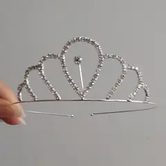 GENERICO - Corona tiara diadema plateada cumpleaños princesa brillo