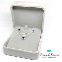 FERNANDA ROMERO JOYAS Y ACCESORIOS - Juego Collar y Aretes Delicados Corazones de Plata Azul Titanic