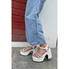 GENERICO - SANDALIAS PLATAFORMA ATLANTA EN COLOR BLANCO