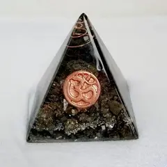 GENERICO - PIRAMIDE ORGONITA MEDIANO DE PIRITA ABUNDANCIACURACIONENERGIA