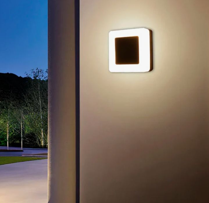 Aplique Lampara de Exterior Led 18W Luz Calida