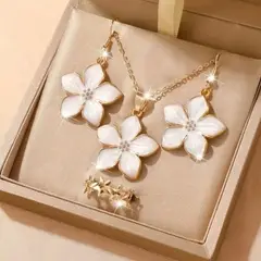 GENERICO - Collar y aretes Flor de loto