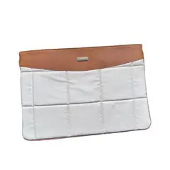 BLONDETTI - Funda de laptop de cuero para mujer