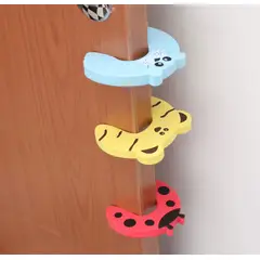 GENERICO - PACK X3 TOPE DE PUERTA INFANTIL NIÑOS ANTIGOLPE JIRAFA MARIQUITA FOCA