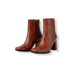 LB LIBBY CALZADOS Y ACCESORIOS - BOTINES PARA MUJER COLOR CAMEL - PUNTA CUADRADA