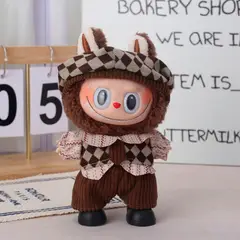 DISEÑO ORIGINAL - Ropa para Labubu Conjunto Cafe Cuadros y Boina