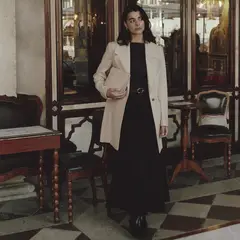 CAMILA VIALI - Abrigo Julieta