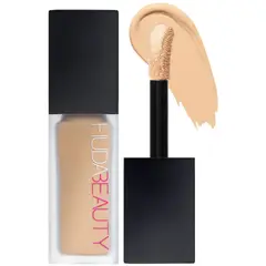 HUDA BEAUTY - Corrector FauxFilter Matte 23 9ml