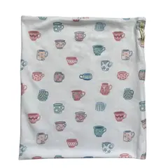 RED CARROT - Cuello color blanco con tazas