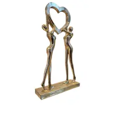 GENERICO - Escultura de Pareja con Corazón Dorado