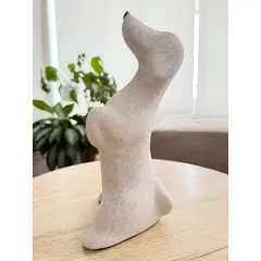 MAP DESIGN HOME - Adorno Perro Slinky Sentado 13x13x28cm