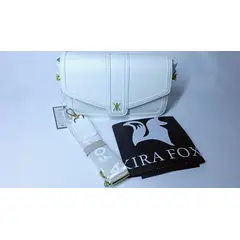 GENERICO - CARTERA BLANCA MEDIANA IDEAL PARA TU DIA A DIA