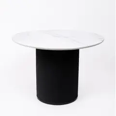 GENERICO - Mesa de comedor Dorian con base negra