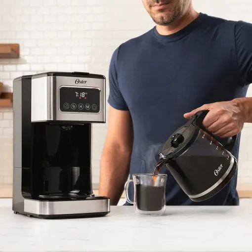 Cafetera Oster® 12 tazas BVSTDC4403