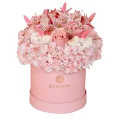 BLOOM - Arreglos florales con hortensias y rosas