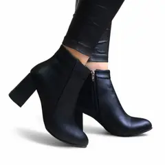 GENERICO - Bota Mujer Clasica Corta Taco 9 2086L-60 Color Negro