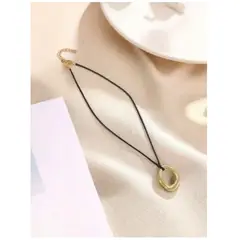 GENERICO - COLLAR CON DIJE ASIMETRICO DE CUERINA