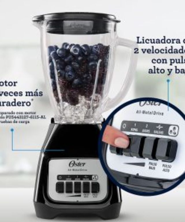 Licuadora Oster® Kaliman con vaso de vidrio 2 Velocidades mas Pulso BLSTKAG Negra
