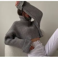 AMA OUTFITTERS - CHOMPA TIPO CROP IVY